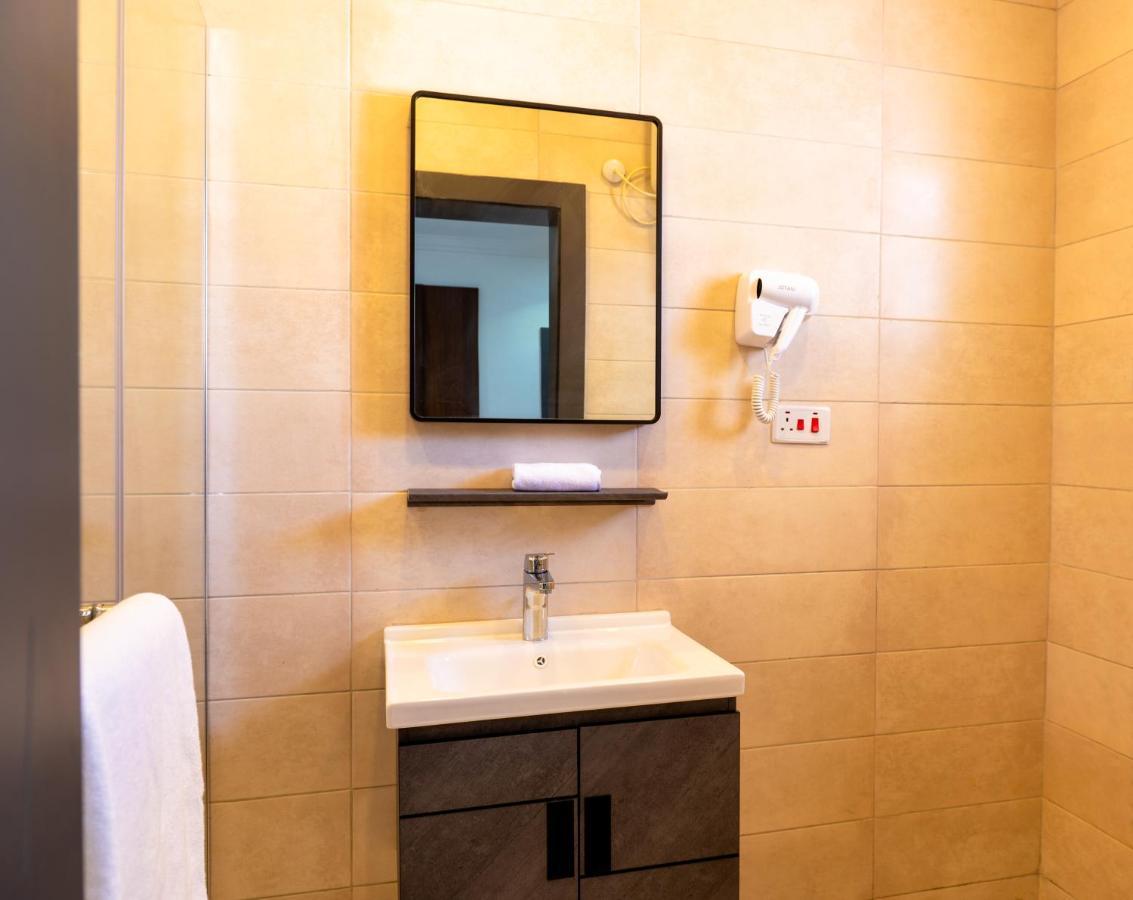 Jotani Living Apartment Lagos Luaran gambar